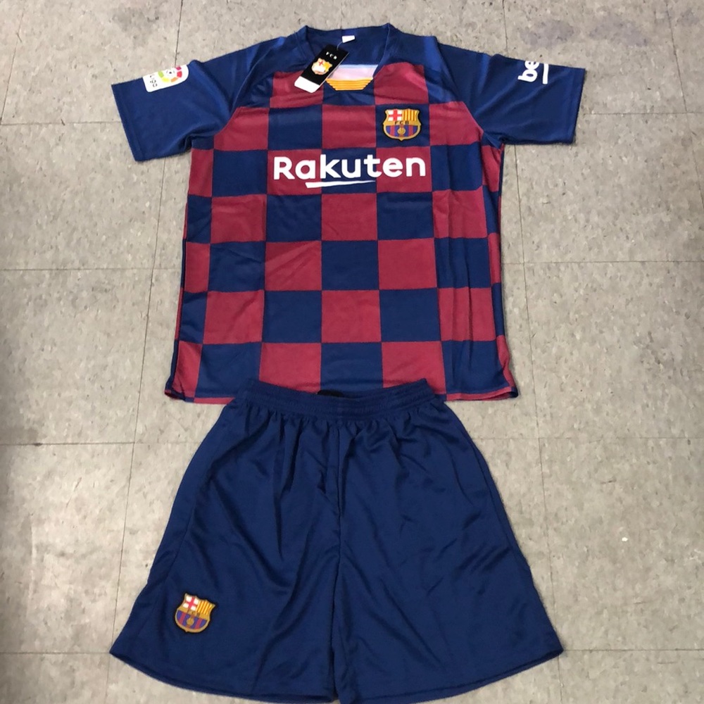 Barcelona home set 19/20 size large